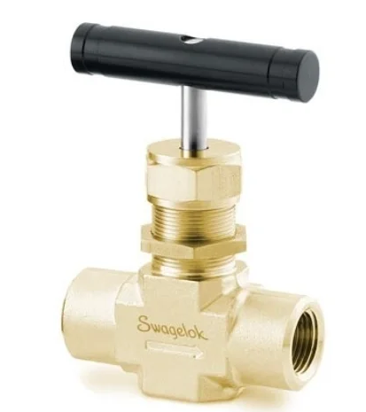 Válvula de agulha de latão com padrão angular e tampa integral, 0,73 Cv, 1/4 pol. FNPT, ha